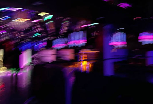 ნეონის ქვეშ