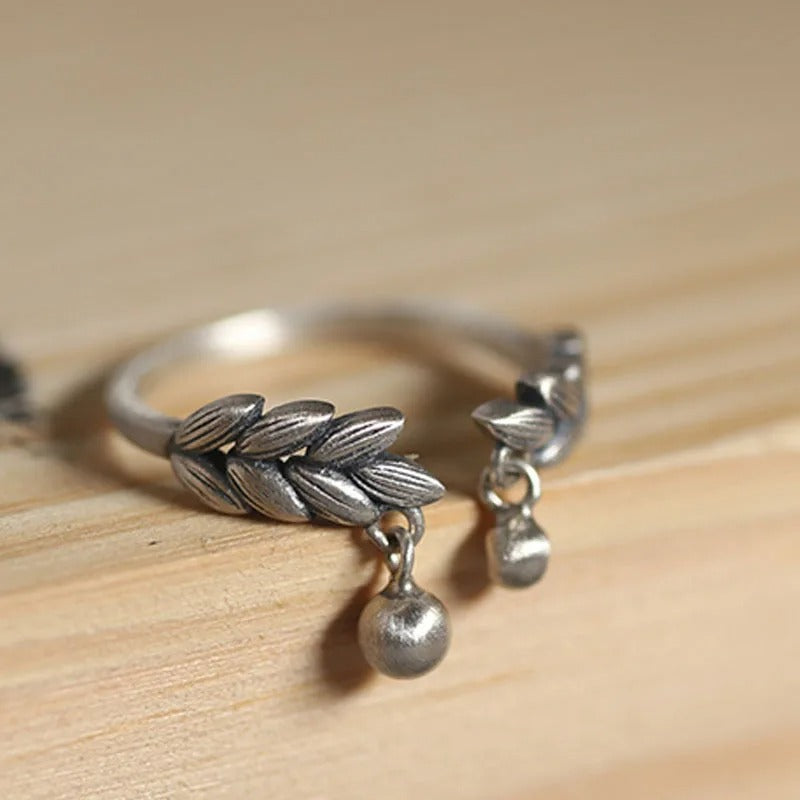 Leaves - silver ring