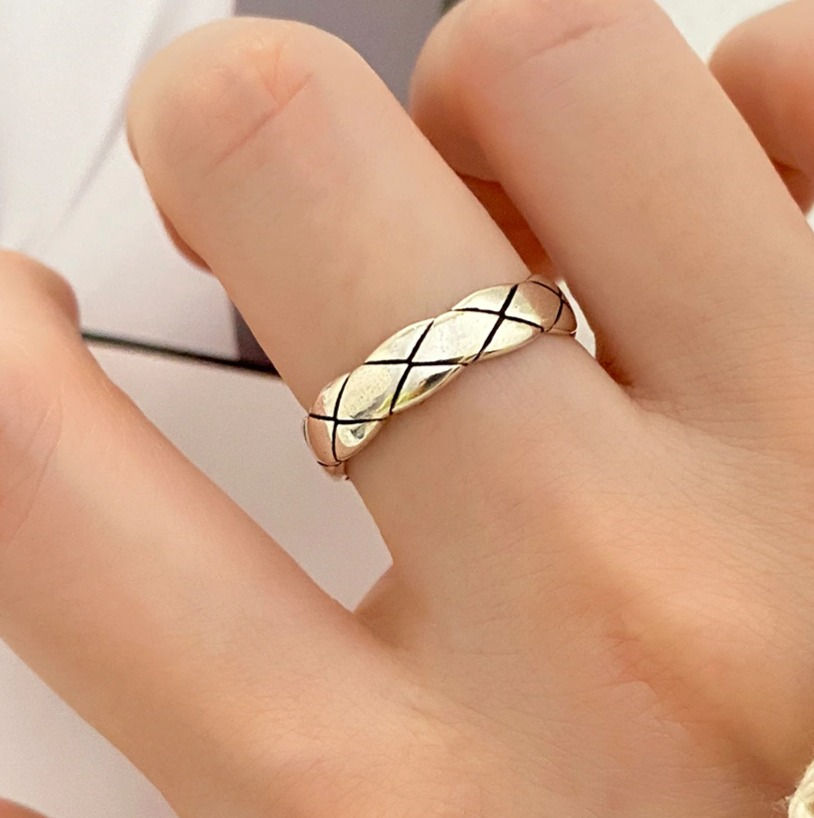 Soft L - silver ring